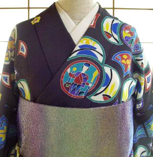 A long-sleeved Kimono dress with stained glass motif