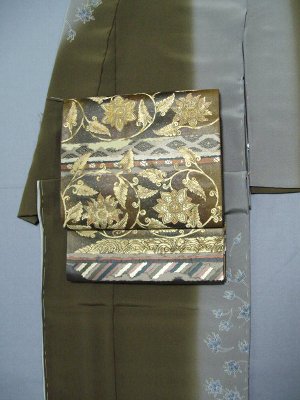 滝沢晃の訪問着コーディネート 小花