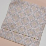 滝沢先生の色無地に合わせる帯をページからお選びいただけます。