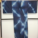 夏大島紬 藍染め絞り着尺のご予約をお受けします！