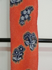 本格的な訪問着 スワトウ刺繍 | 最高級着物選びのお手伝い 個性 本格的な訪問着 スワトウ刺繍 | 最高級着物選びのお手伝い 個性